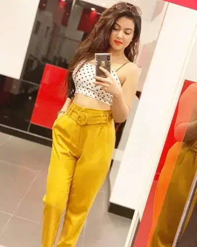 Mandu Escort